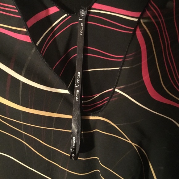 🔲🔳🔲  DESIGNER SHAWL / PONCHO 🔲🔳🔲 MOA MOA - Picture 4 of 4